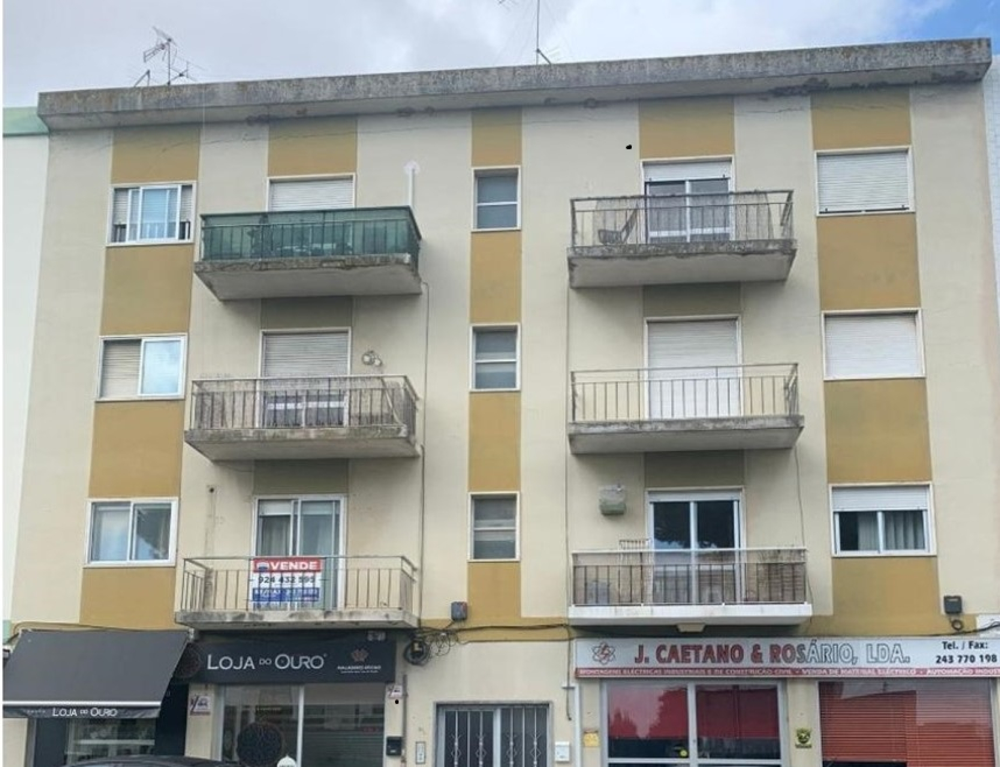 Aquisição de 1 Fogo em Cartaxo - Rua Serpa Pinto (1º Esq.)