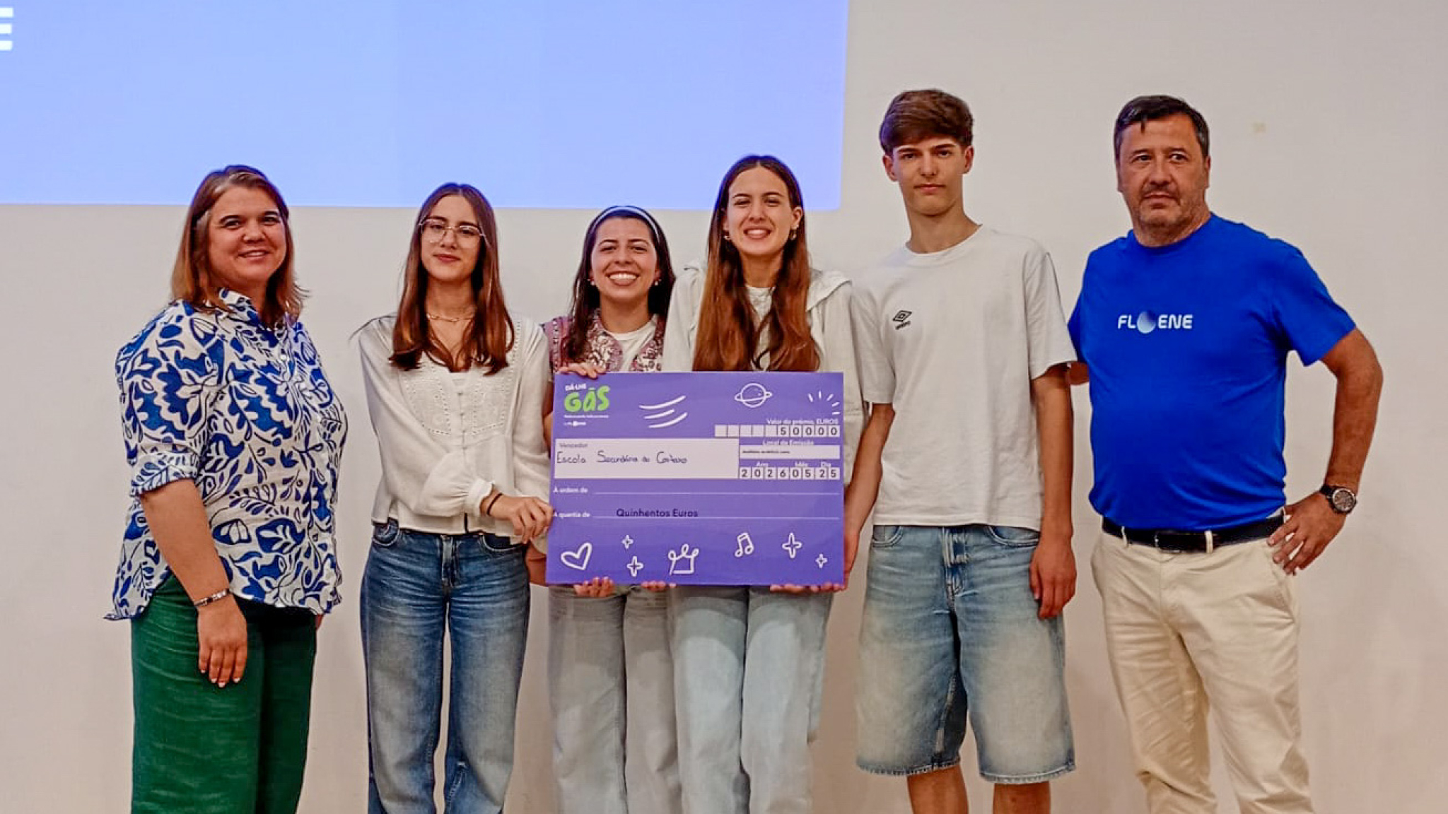 1.º prémio na final do programa "Dá-lhe Gás"